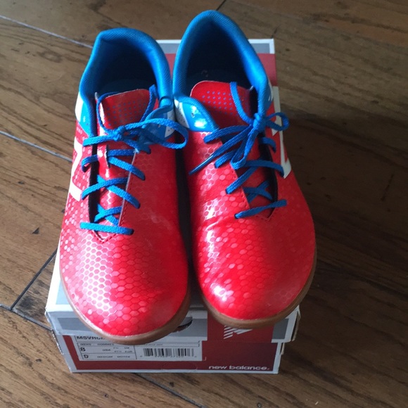 New Balance Other - New Balance Size 8 kids indoor soccer shoes